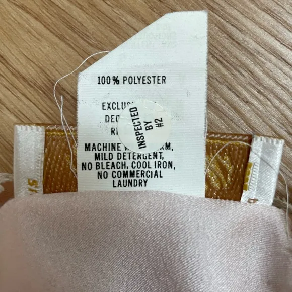 Vintage Marshall Field’s large pale pink robe with cream lace trim