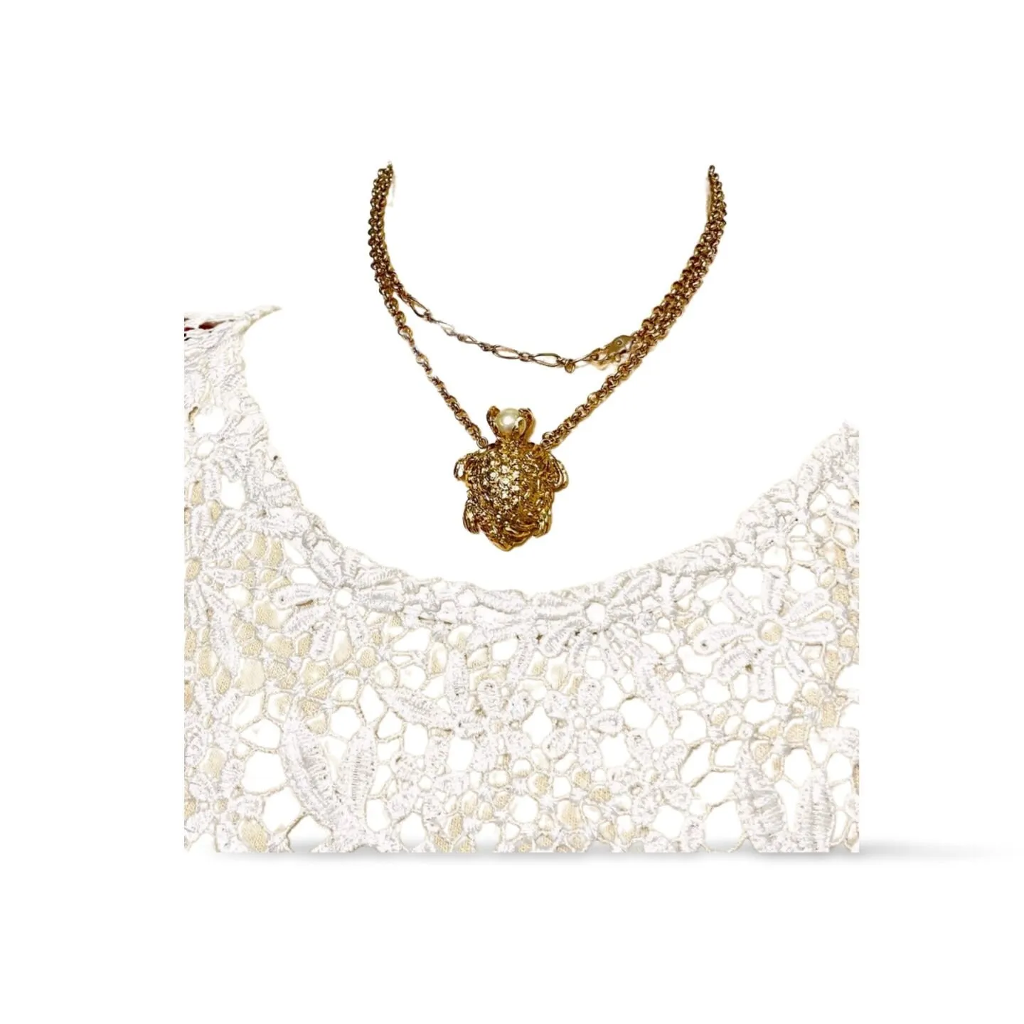 Vintage Yves Saint Laurent golden chain statement necklace with a faux pearl head golden turtle top. Must have jewelry piece. 060123ac6