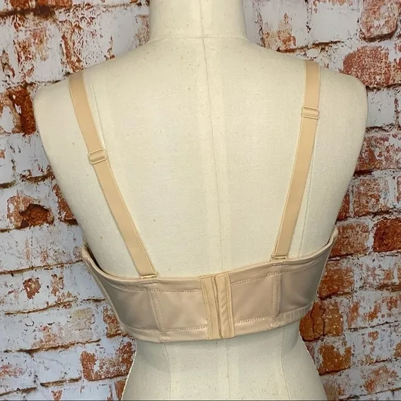 Wacoal Red Carpet Nude Strapless Bra Beige Full Figure 38H