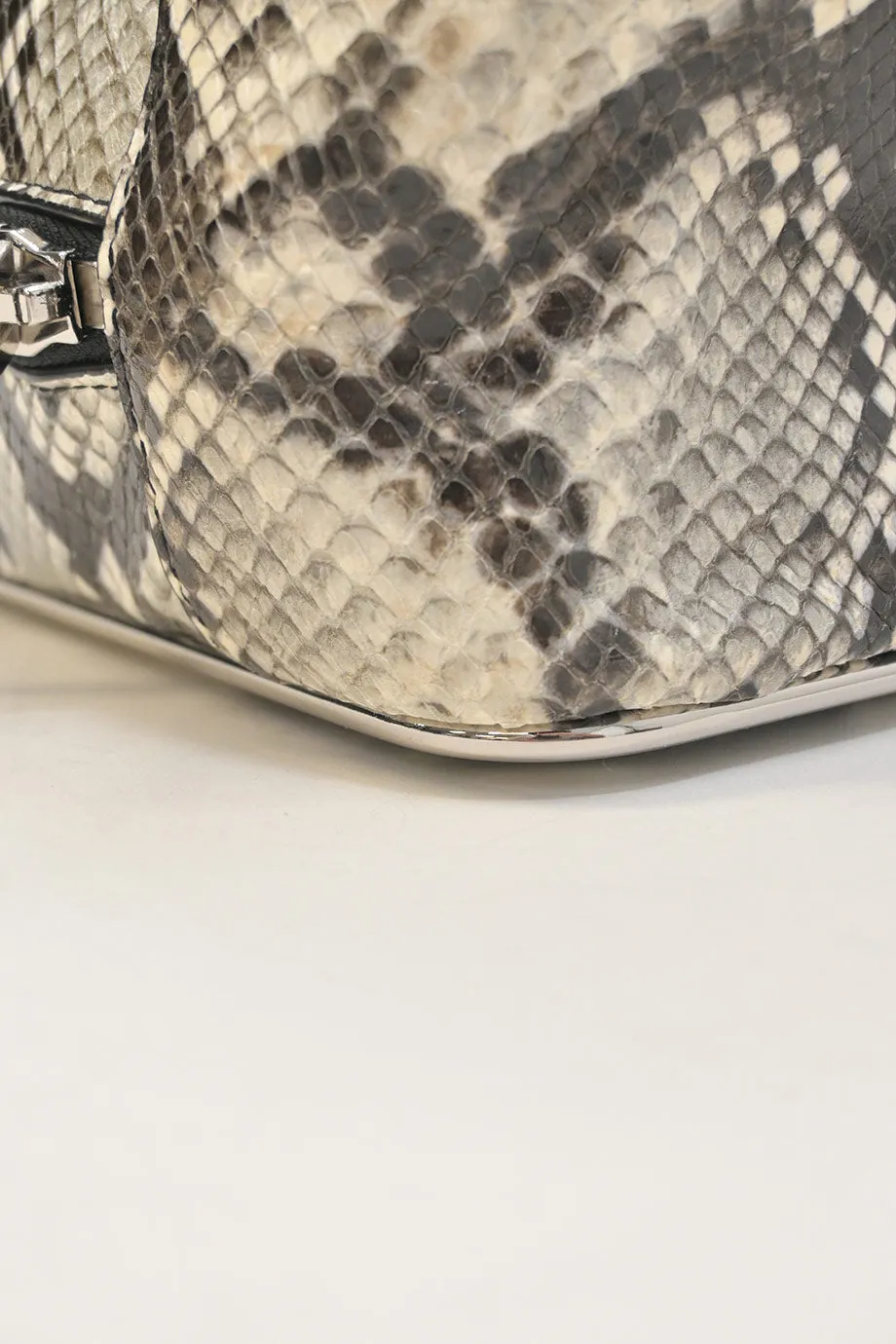 [WB6430] Alexander Wang | Top Handle Bag