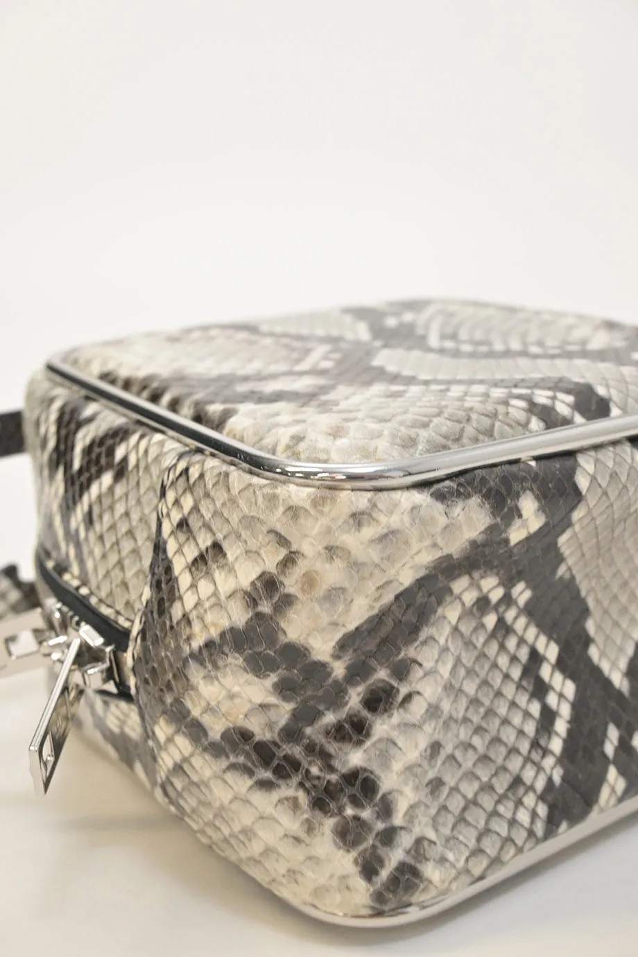 [WB6430] Alexander Wang | Top Handle Bag