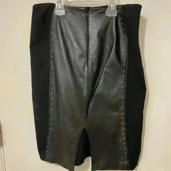 White House Black Market black leather and stretch studded skirt sz 2