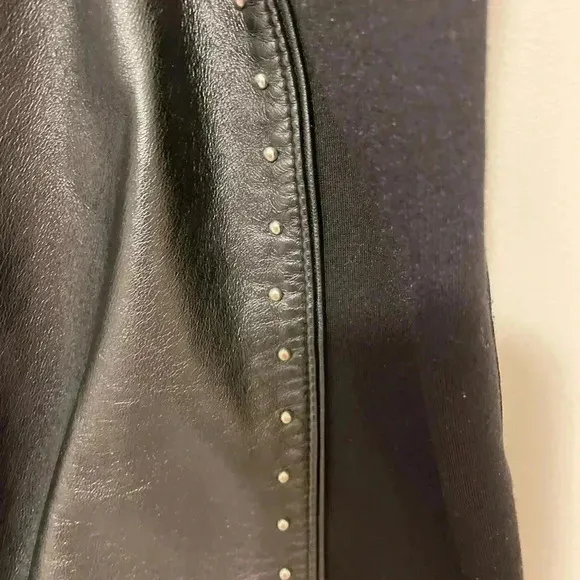White House Black Market black leather and stretch studded skirt sz 2