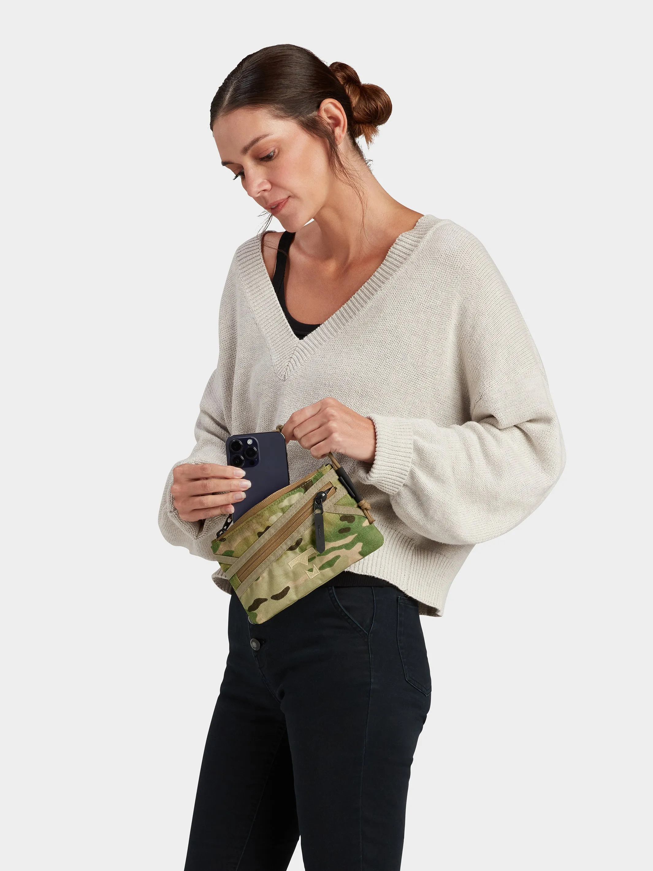 Zest Wristlet