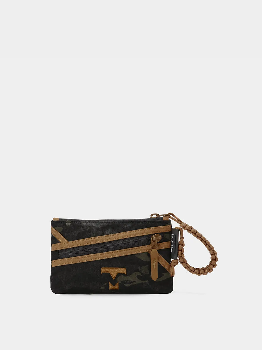 Zest Wristlet