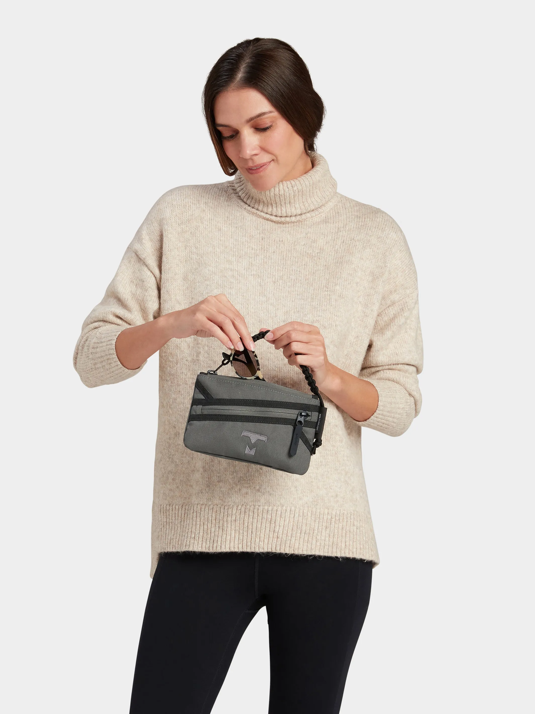 Zest Wristlet